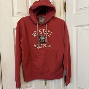NC State Wolfpack Hoodie Red Sweatshirt T University Womens Small 2011